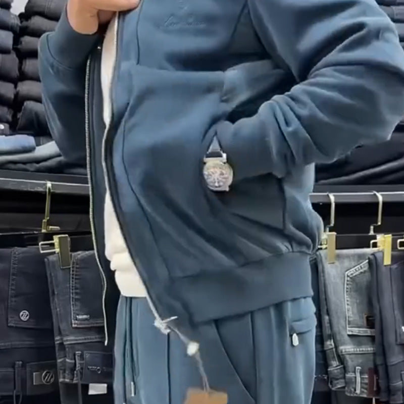 Herren-Zweiteiler mit Freizeitjacke und Hose