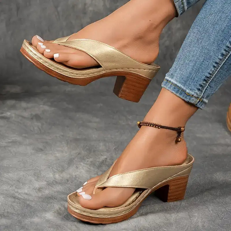 Sommer -Köpfen -Absatzflip -Flops für Frauen